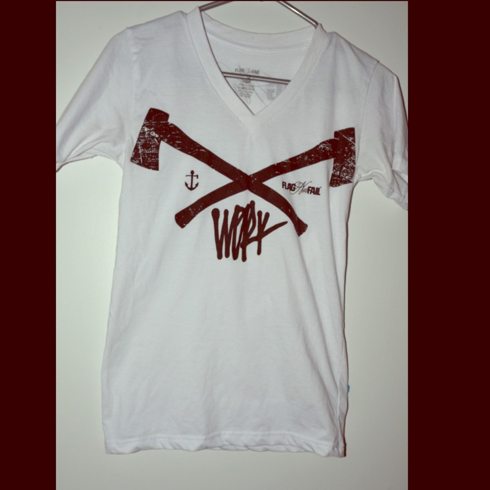 Flag Nor Fail v-neck